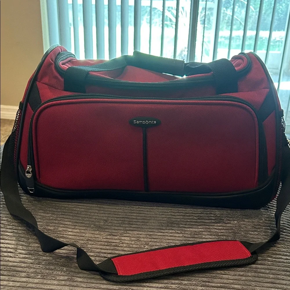 Samsonite Red and Black Duffel Bag with Shoulder Strap
